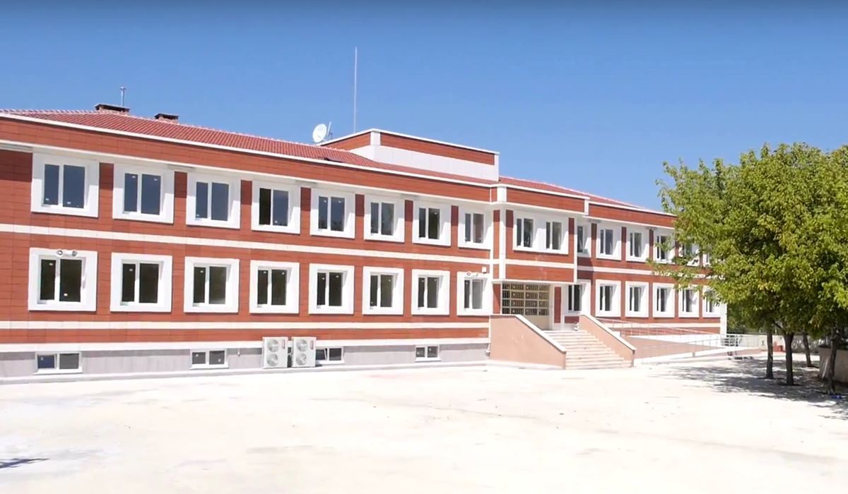 DÜZCE MERKEZ SANCAKLAR MAHALLESİNE AİT 8 DERSLİKLİ İLKÖĞRETİM OKULU