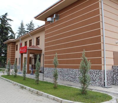 DÜZCE İLİ MERKEZ İLÇESİ HAMİDİYE MAHALLESİ 2 ADET 40 KAPASİTELİ SEVGİ EVLERİ ve İDARE BİNALARI